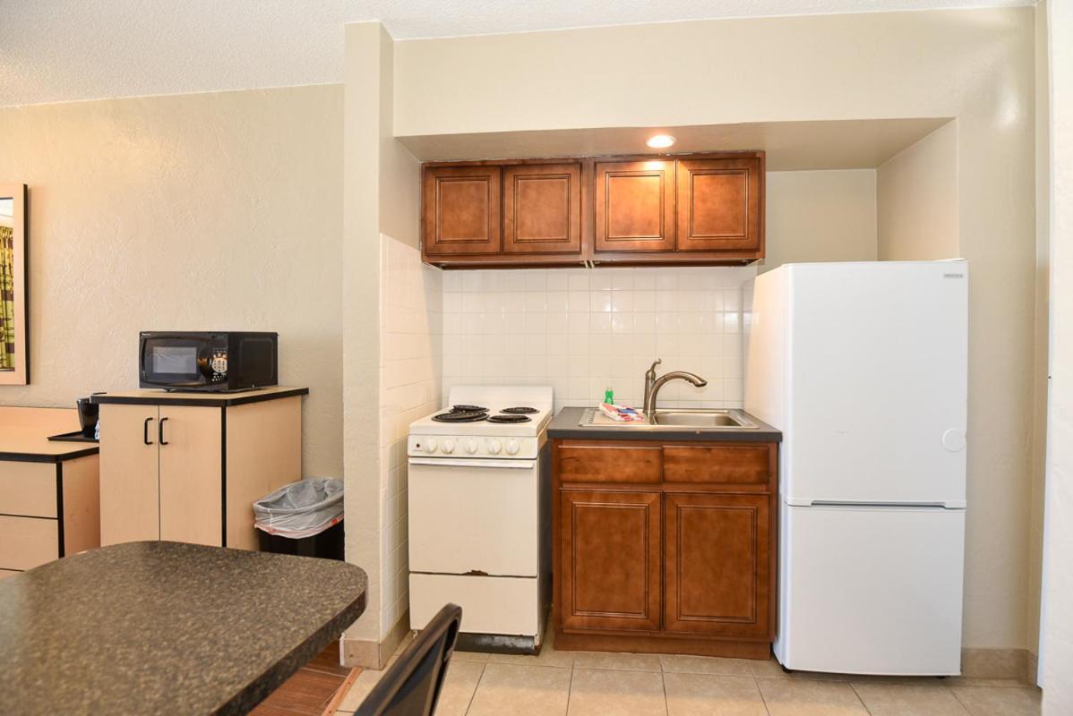 Cove Motel Oceanfront Daytona Beach Exterior photo