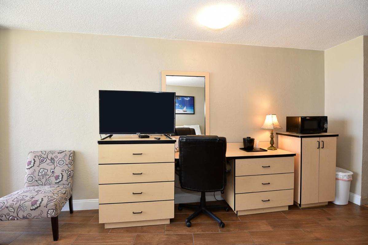 Cove Motel Oceanfront Daytona Beach Exterior photo